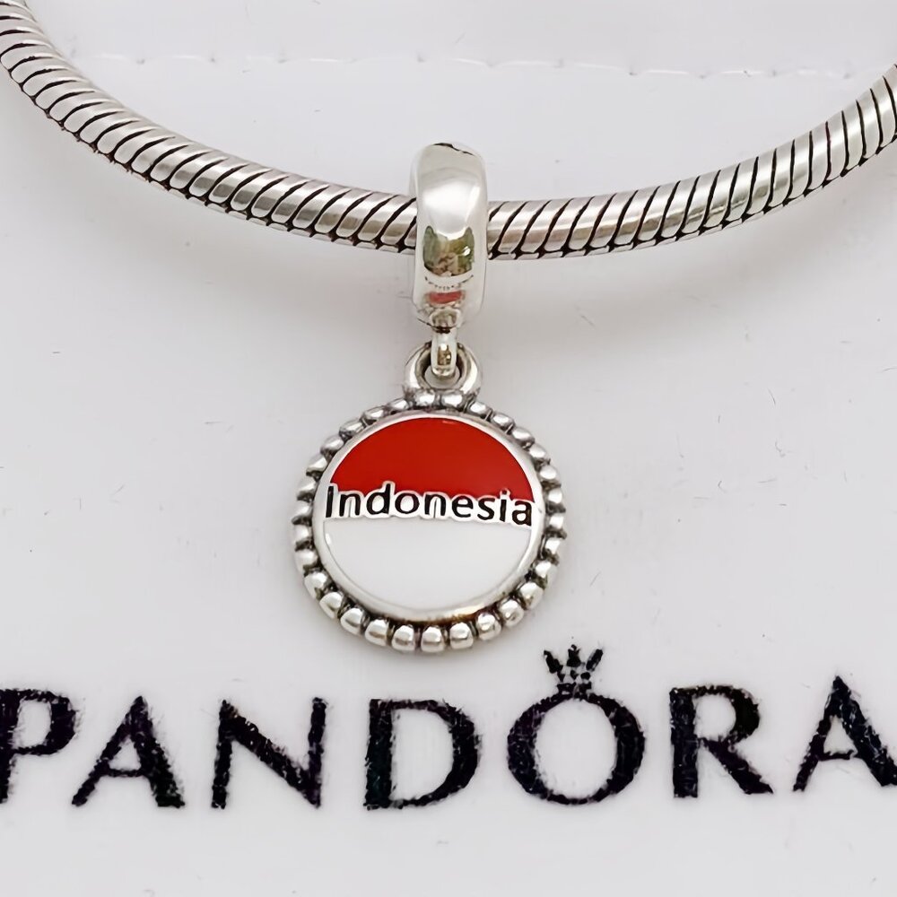 Pandora Slovenia Flag Exclusive Charm Pendant
